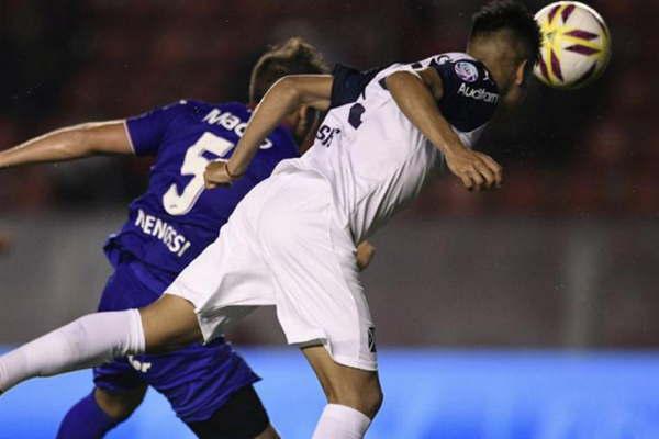 Discreto empate en Avellaneda 