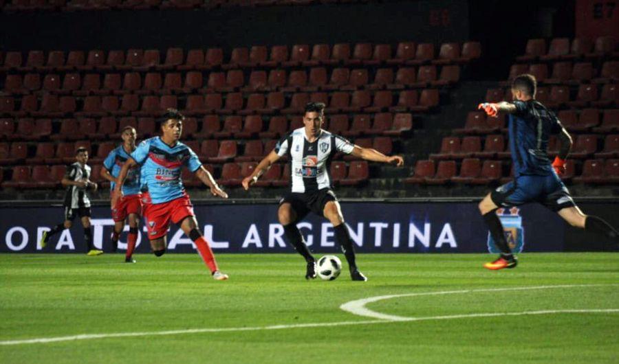 El Sapo Coleoni ensaya variantes