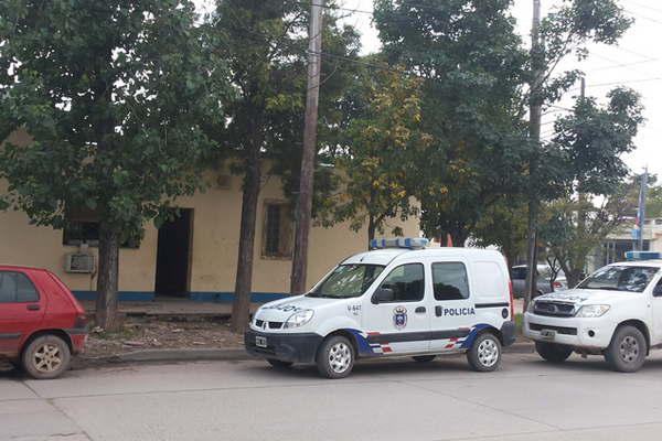 Cuntildeados buscan a sujeto por golpiza y amenazas a pareja