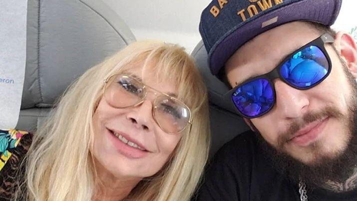 La familia de Rodrigo en contra de la peliacutecula El Potro lo mejor del amor