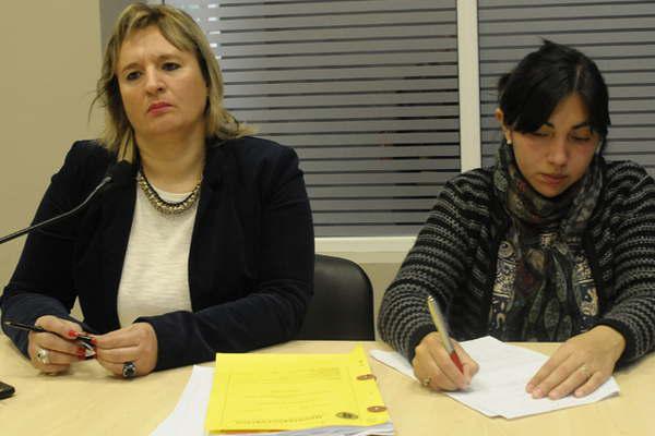 Condenan a ex empleado de polleriacutea por robo hormiga y venta ilegal