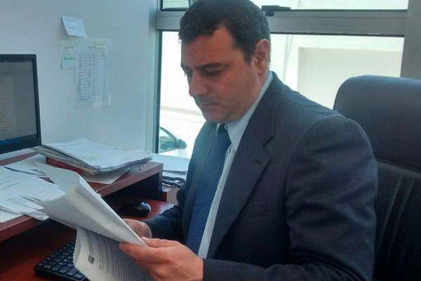 Fallo judicial a favor de un clan acusado de vender drogas 