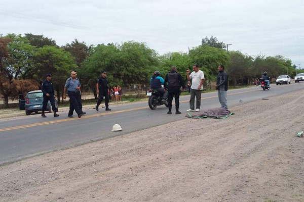 Indagaraacuten al hombre que atropelloacute y matoacute a la mujer que trotaba en El Zanjoacuten