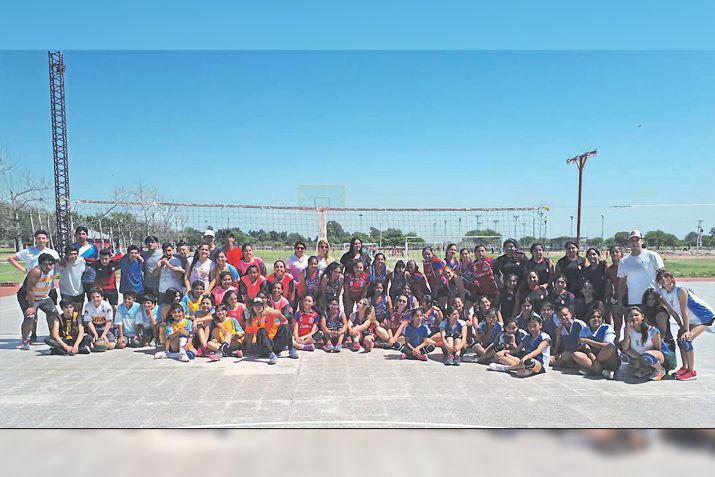 Las iniciadas dieron caacutetedra