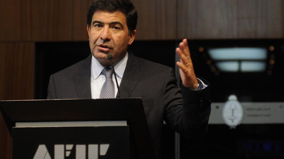 Ricardo Echegaray ex titular de la AFIP seraacute juzgado por encubrir a Laacutezaro Baacuteez