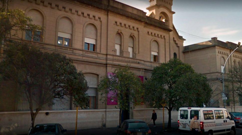 Indignacioacuten por un texto escolar que justifica el machismo y la violencia de geacutenero