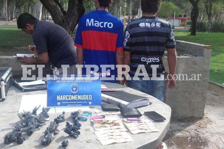 El fiscal de turno Dr Pedro Ibñez dispuso la privación de la libertad de los dos jóvenes sospechosos