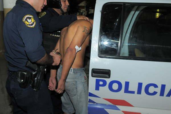 Te vas a morir con ese adentro amenazoacute un camionero a embarazada