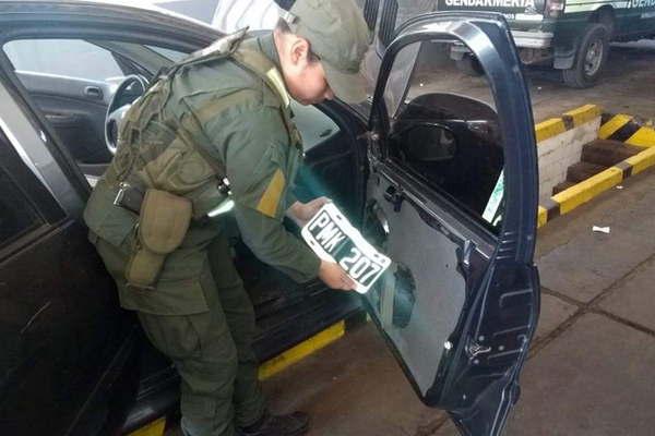 Apresan a un contador cuando circulaba en auto denunciado por robo