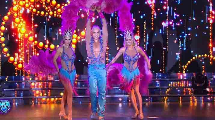 Flavio Mendoza bailoacute con Mariacutea Vaacutezquez y besoacute a Adolfo Cambiaso