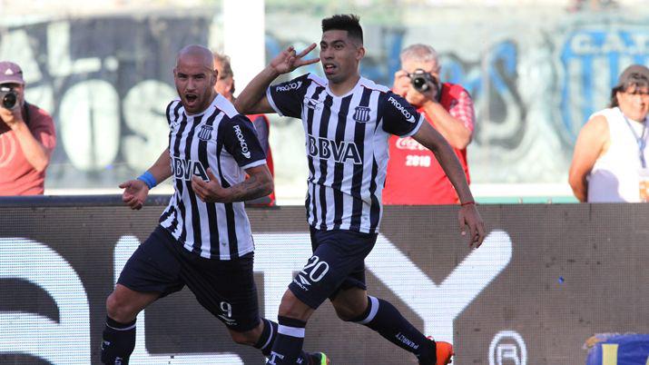 SEGUIacute EN VIVO Talleres golea a un deslucido Belgrano