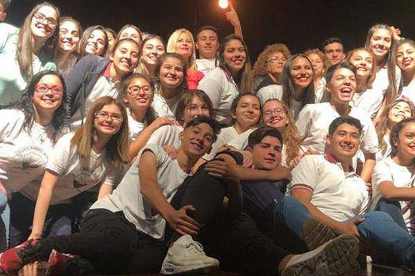 El colegio Mariano Moreno se destacoacute con el Conventillo de la Paloma