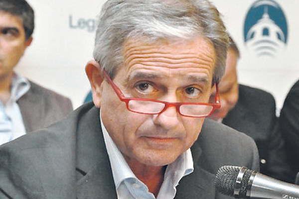 Habraacute internet moacutevil 4G para el 90-en-porciento- de la poblacioacuten