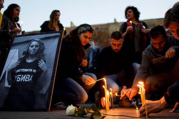 Persiste el misterio por el asesinato de periodista buacutelgara
