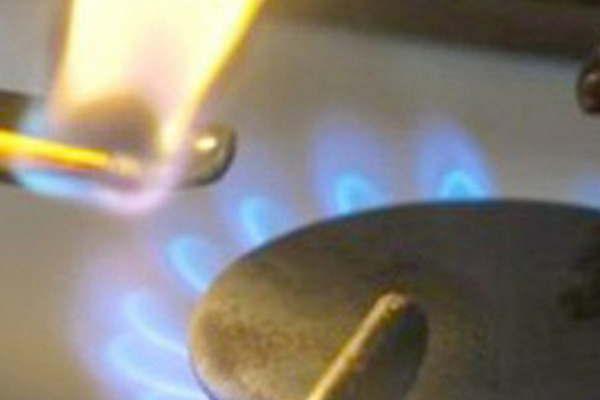 Gas- opositores quieren derogar el pago extra 