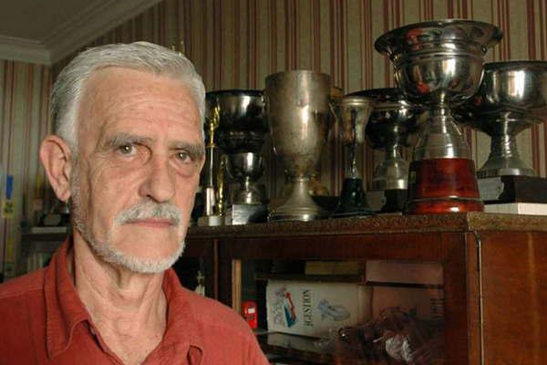 El Senado de la Nacioacuten declaroacute Diacutea del Veterano del Baacutesquet el 10 de agosto