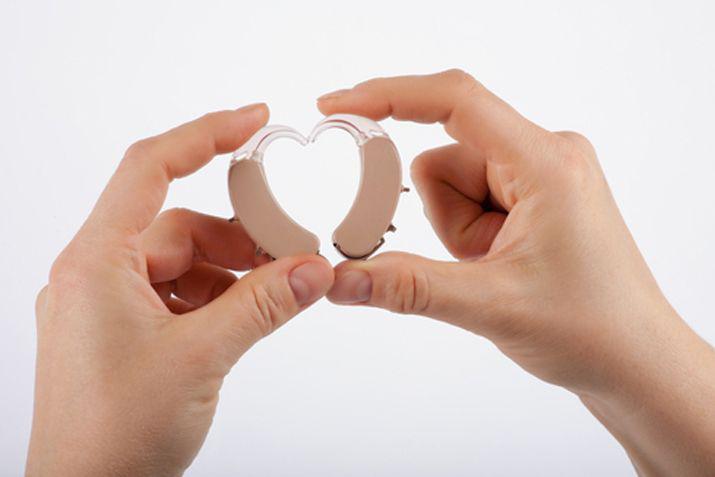 La hipoacusia es la falta de capacidad para escuchar los sonidos