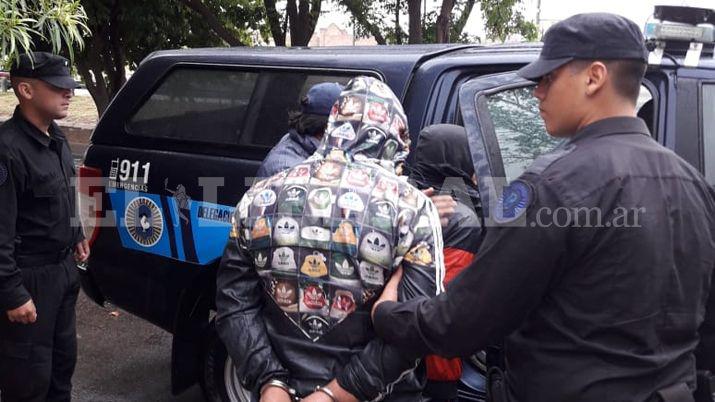 La Policiacutea Federal detuvo a un supuesto dealer en el barrio Santa Luciacutea