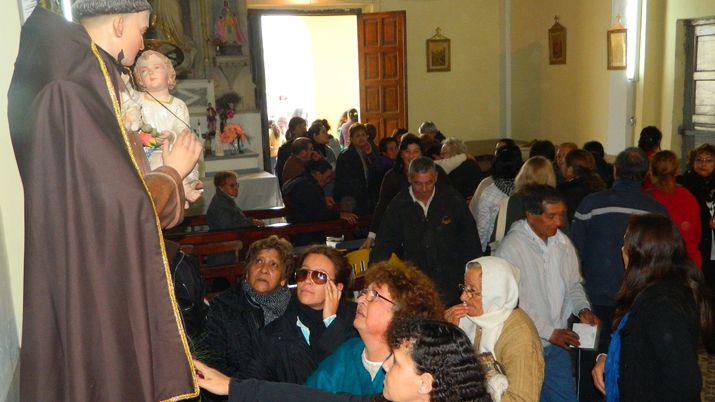 Mantildeana a las 10 habraacute misa en Choya