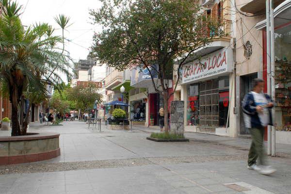 Feriado- coacutemo funcionaraacuten los servicios puacuteblicos mantildeana