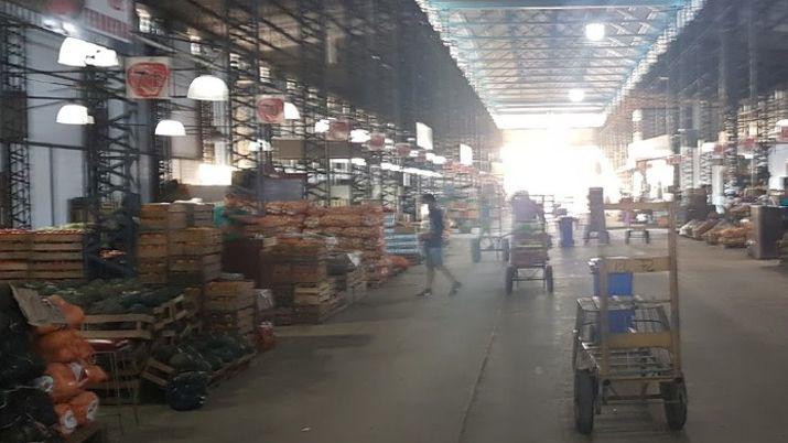 Asalto a Comeco- uno de los ladrones rompió un vidrio y perdió gran cantidad de sangre