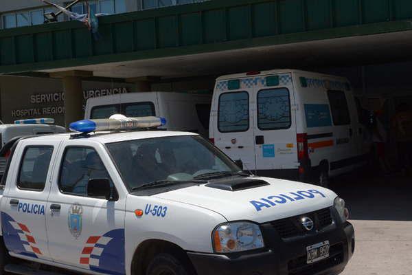 Tras una noche de baile la pareja de un policiacutea se descompensoacute y perecioacute en el Regional