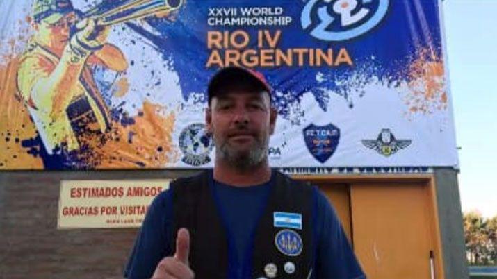 Representante antildeatuyense se coronoacute campeoacuten mundial en Tiro a la Heacutelice