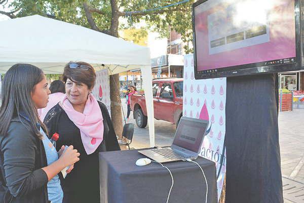 Se inicia la actividad semanal  con una agenda cargada