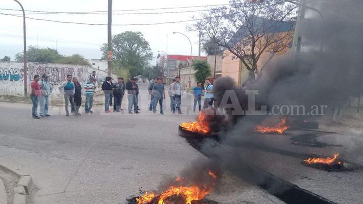 Trabajadores de Cooperativa Alberdi volvieron a cortar la ruta