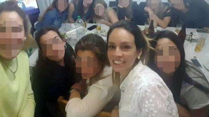 La joven que matoacute a su novio rugbier hizo una fiesta durante su arresto domiciliario
