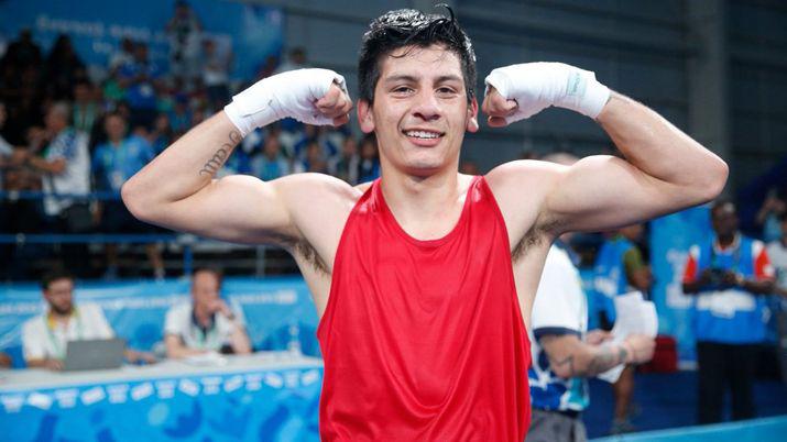 iexclHistoacuterico- Arregui logroacute la medalla dorada en boxeo tras 70 antildeos