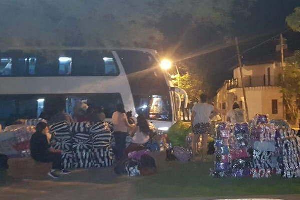 Interceptan un colectivo y secuestran mercaderiacutea por casi 4 millones