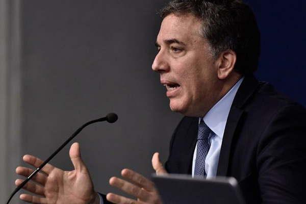 Dujovne ve un doacutelar estable y baja inflacioacuten para que ceda la recesioacuten