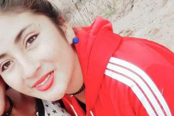 Intensa buacutesqueda de adolescente de Monte Quemado