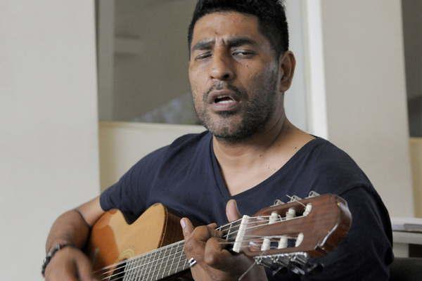 El diacutea que se dejoacute enamorar por el ritmo guarachero 