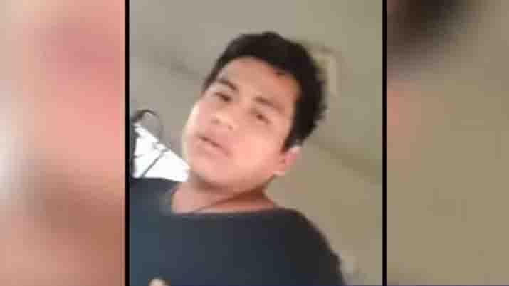 VIDEO  Filmoacute a un depravado masturbaacutendose en el colectivo y lo denuncioacute