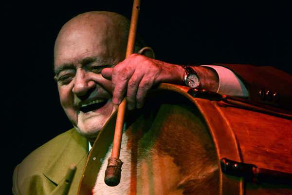 La peliacutecula de Vitillo aacutebalos volveraacute a ser proyectada en Pariacutes y se preveacuten funciones en Suiza Alemania y Finlandia