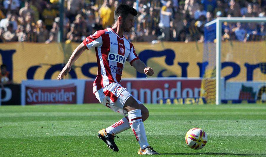 Unioacuten se impuso ante Argentinos y es el uacutenico escolta