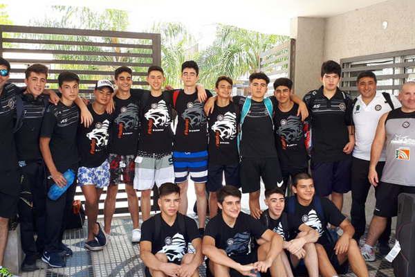 Una delegacioacuten del Negro viajoacute rumbo a Mar del Plata