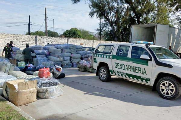 Gendarmeriacutea Nacional secuestroacute mercaderiacutea valuada en 40000000 