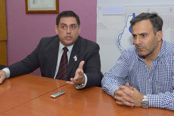 Disertaraacuten sobre Cuerpos extrantildeos en la viacutea digestiva