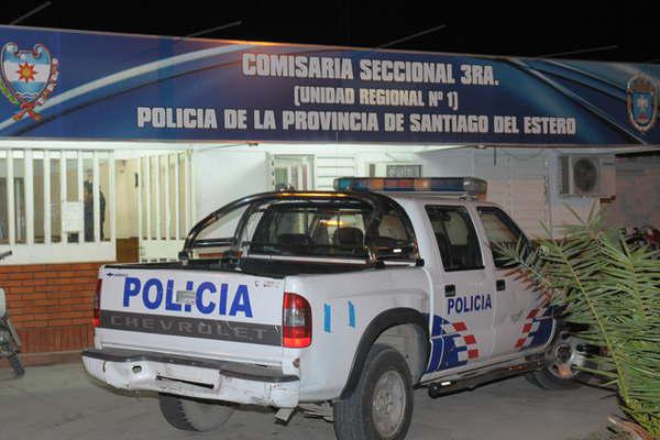 Extrajo  5000 de un cajero automaacutetico y lo asaltaron a la salida