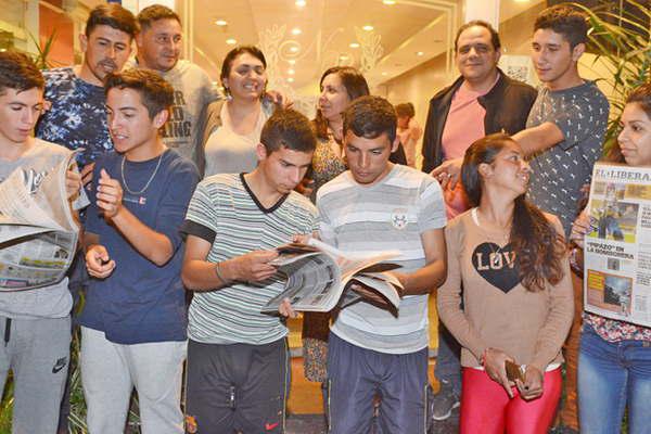 La historia de los chicos que salieron a caballo hacia la Feria de la Ciencia conmovioacute al Gobernador y a Macri