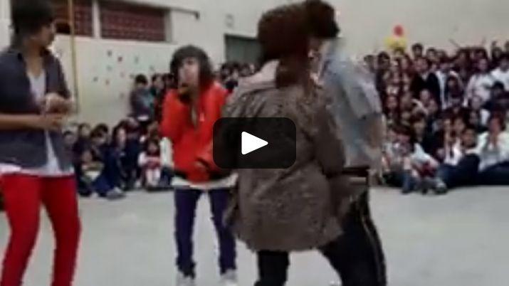 Jamaacutes vuelvas 2006- los pasitos flogger se viralizan en Facebook