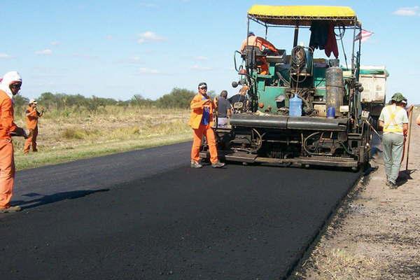 La Ley Madre preveacute continuar en 2019 con varias obras de infraestructura baacutesica para Santiago