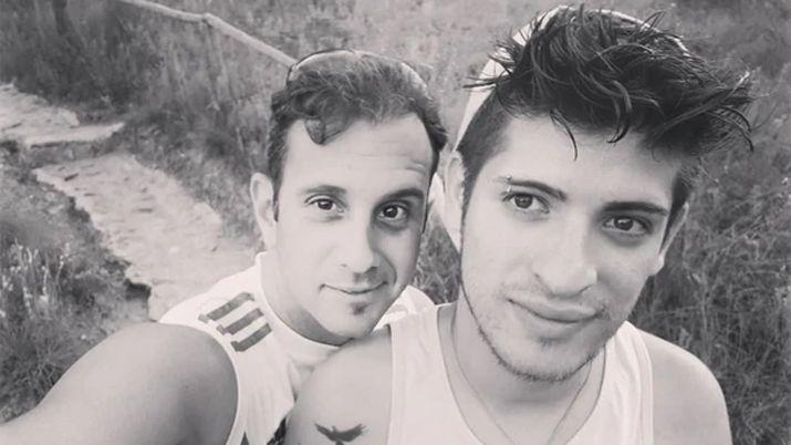 El meteoroacutelogo Matiacuteas Bertolotti se comprometioacute con su novio