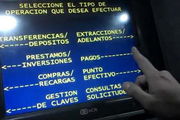 Empleados puacuteblicos y municipales cobraraacuten sus sueldos este martes