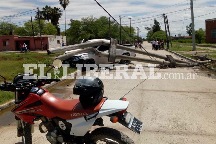 El violento accidente causó conmoción entre los vecinos de la ciudad de Clodomira