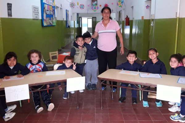 Nintildeos de un jardiacuten viviraacuten una linda experiencia