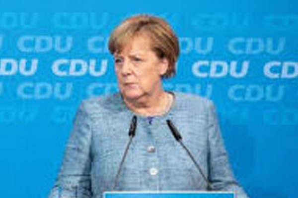 Merkel gana en las urnas pero con mucho menos apoyo